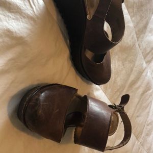 BOC SHOES